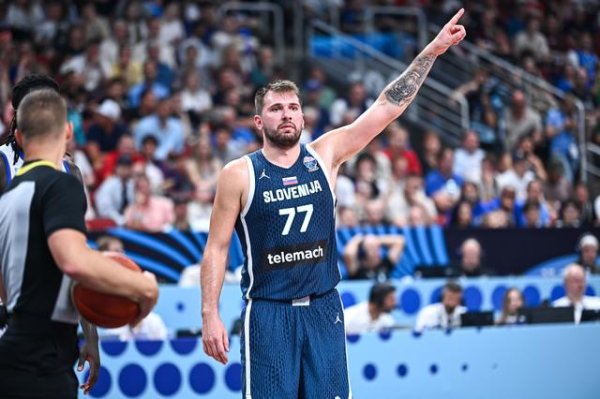 嘉汇优配 东契奇：有时候必须说一些不想说的话 但这就是成为领袖的一部分